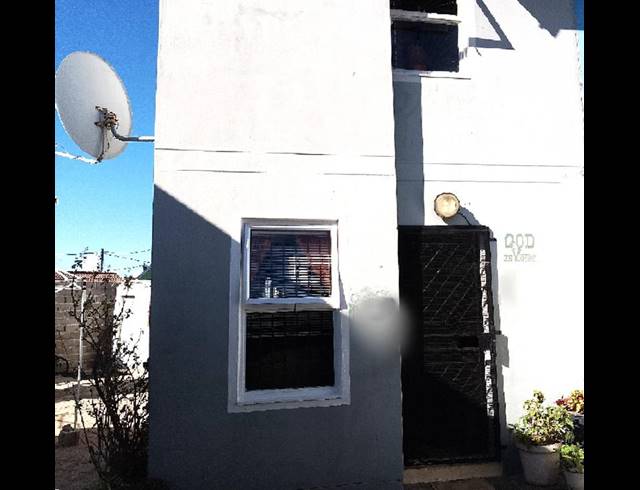 2 BEDROOM HOUSE FOR SALE IN THE HAGUE